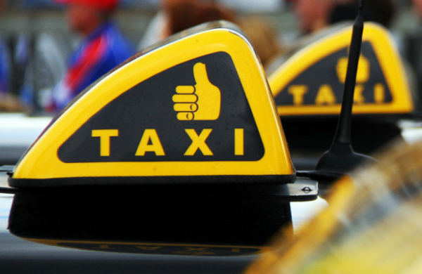 <br />
Таксист потратил 1 млн пьяного клиента<br />
